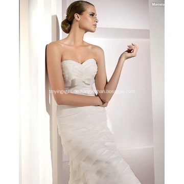 Elegante Trompete Meerjungfrau Schatz Kathedrale Zug Organza Bowknot Tiered Brautkleid